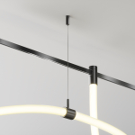 Technical Потолочный коннектор с тросовым подвесом Tau в шинопровод Flarity черный